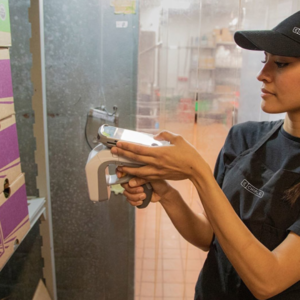 Cloud, Server, PC & Mobile Systems for BLE or RFID in Traceability and Chain of Custody