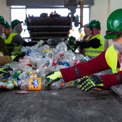 LoRaWAN for Waste Management - Cloud, Server, PC and Mobile Systems