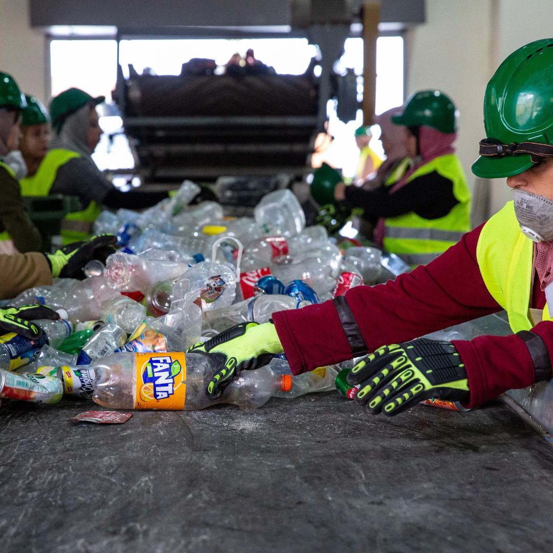 LoRaWAN for Waste Management - Cloud, Server, PC and Mobile Systems ...